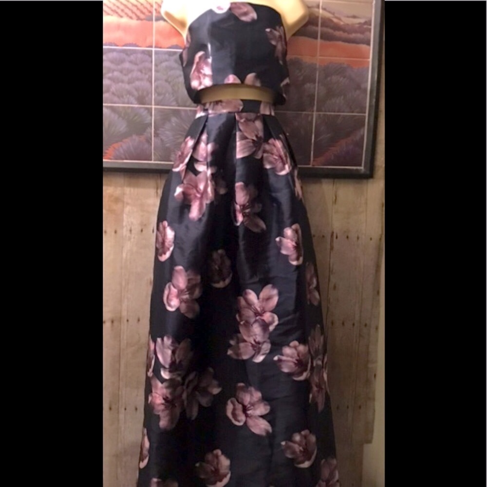 Stunning Floral Two Piece Set